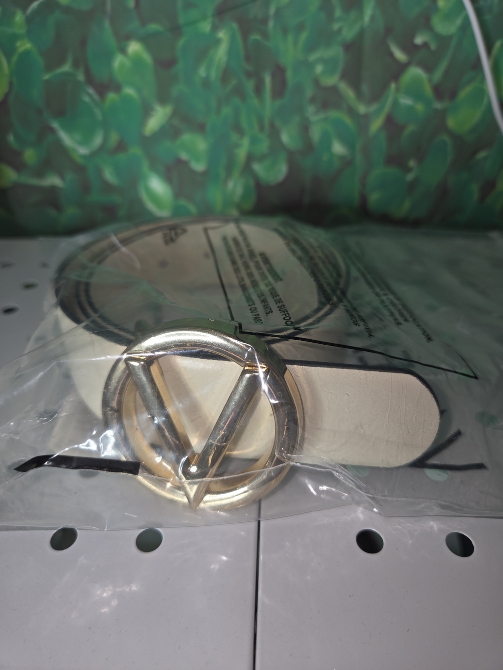 Valentino Mario Cream Leather Belt with Gold V Logo Buckle Brand New